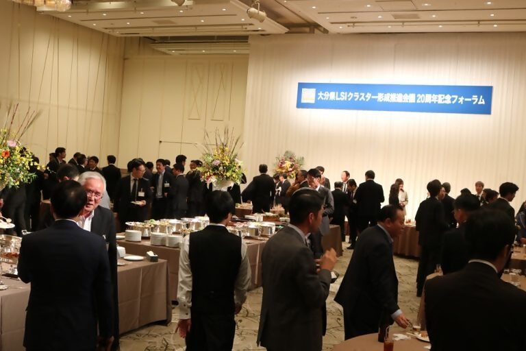 [Scenes from the social gathering]