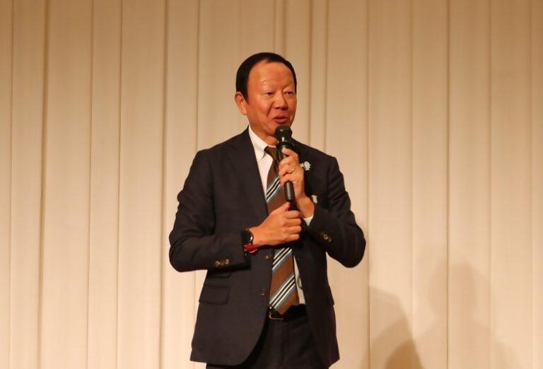 [Community meeting: Cheers from Director Suzuki]